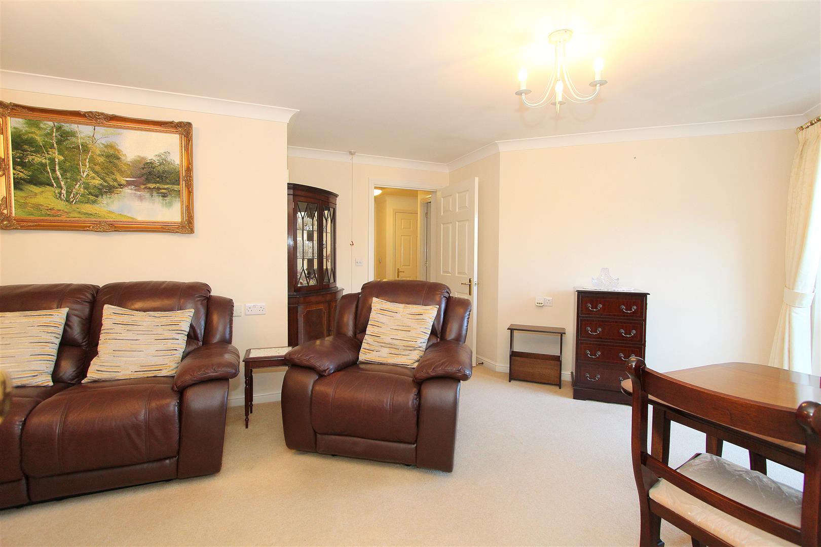Kingston Road, Epsom
